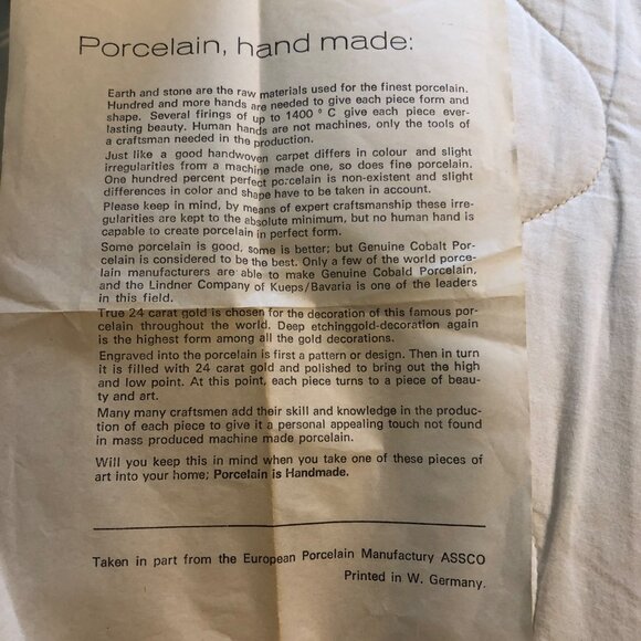 Lindner Kobalt Blue 24 Karat Gold Trim Porcelain Christmas Bell 1974 B - Picture 3 of 3